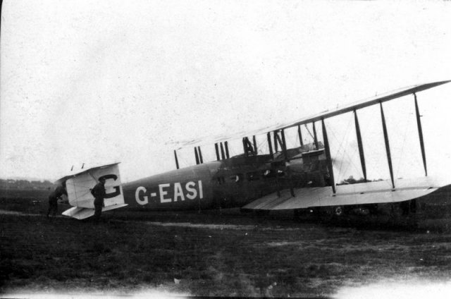 g-easi vickers vimy commercial city of london of instone airline 0383-0009